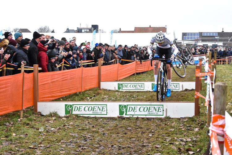Gullegem est dans notre coeur, félicitations à Mathieu van der Poel !